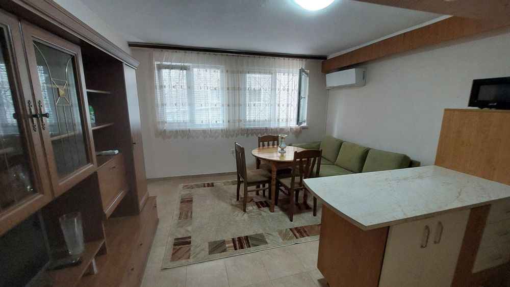 Дава се под наем Тристаен апартамент в Варна, ХЕИ - 50 кв.м за 408 € - Снимка #5