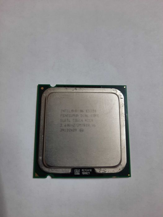 Procesor Intel Pentium Dual Core E5300 2.66 GHz 2M FSB800