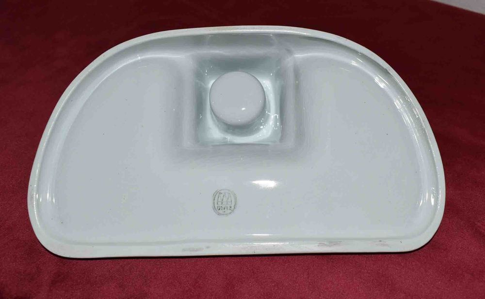 Порцеланова мастилница с маркировки