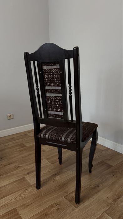 Продам кухонный стол