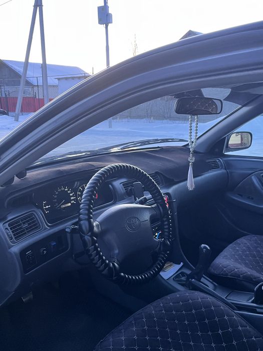 Продам Toyota Camry 25