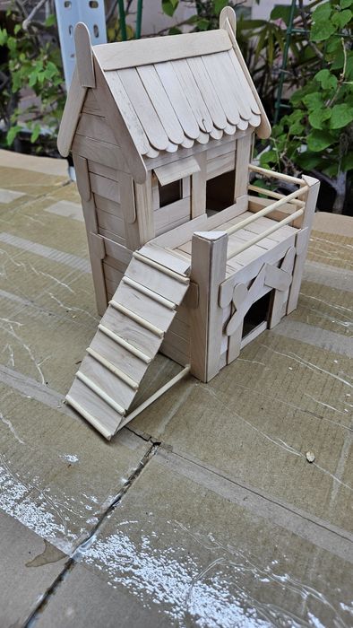 Домик и кормушка для хомяка