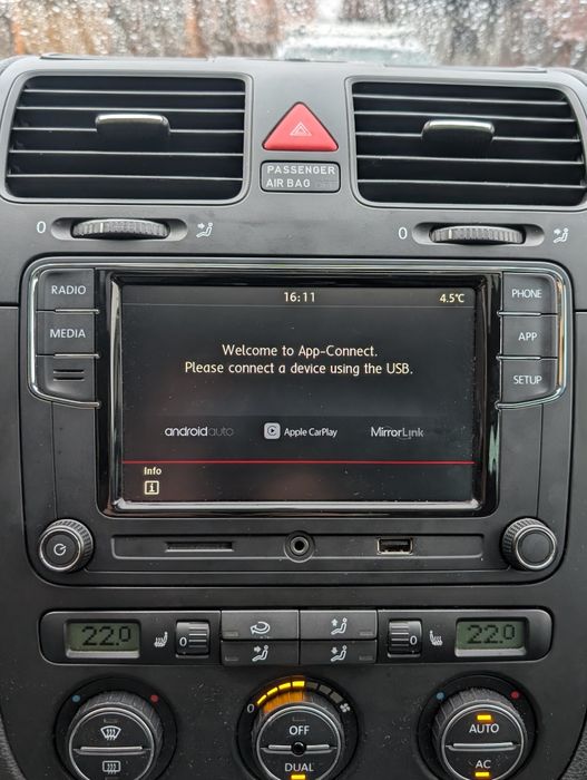 Navigatie RCD 330 Originala VW - Carplay & Android Auto