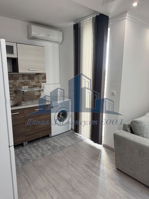 Дава се под наем Двустаен апартамент в Шумен, Център - 70 кв.м за 357 € - Снимка #9