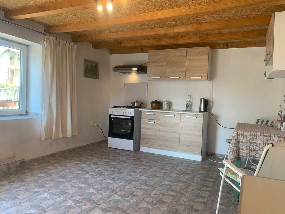 Продава се Къща в с. Карапелит, Област Добрич - 100 кв.м за 470 €/кв.м - Снимка #9