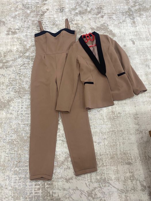 Костюм сатылады тап-таза