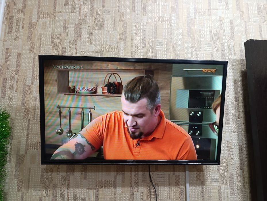 Продаем свой телевизор Artel 32 диагональ