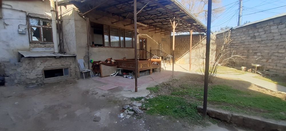 Продаётся дом у дороги под офис,магазин или кафе