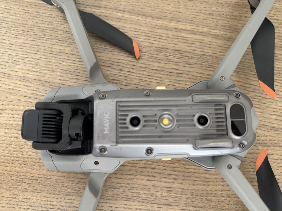 Дрон DJI Mavic Air 2