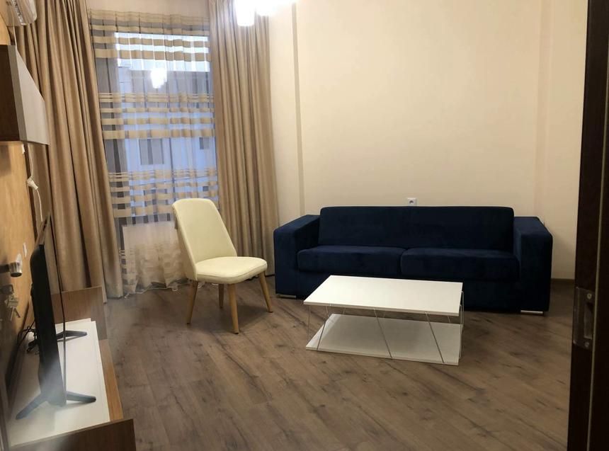 Дава се под наем Двустаен апартамент в Пловдив, Христо Смирненски - 65 кв.м за 425 € - Снимка #2