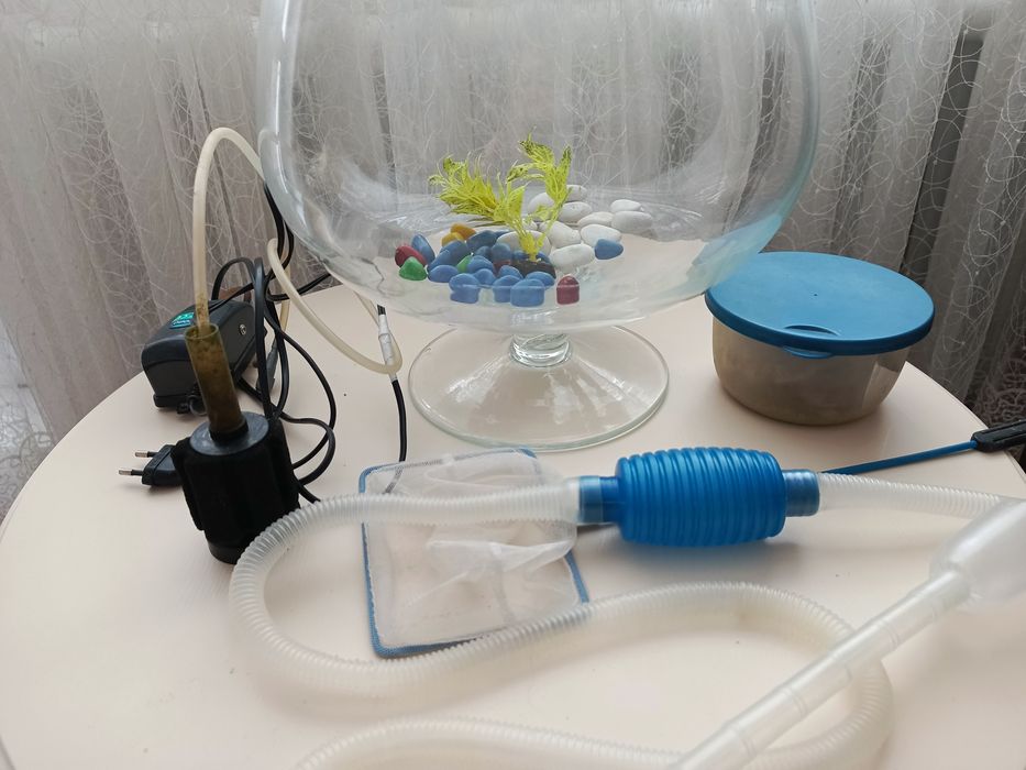 Продам большой аквариум