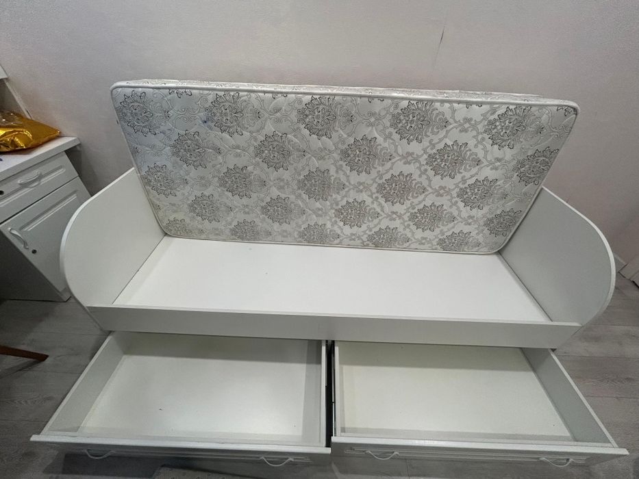 Продам детский кровать