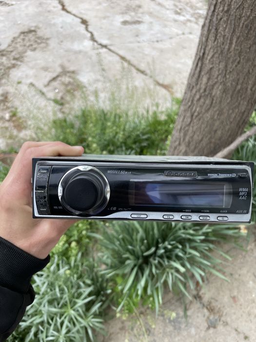 Pioneer deh p6950ib.  Aux. bluetooth. Radio. Cd , в хорошем состоянии