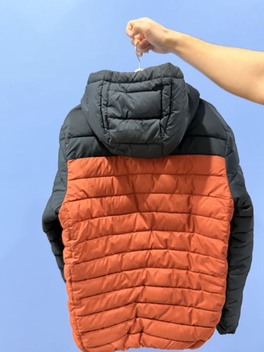 Продам оригинал ветровку