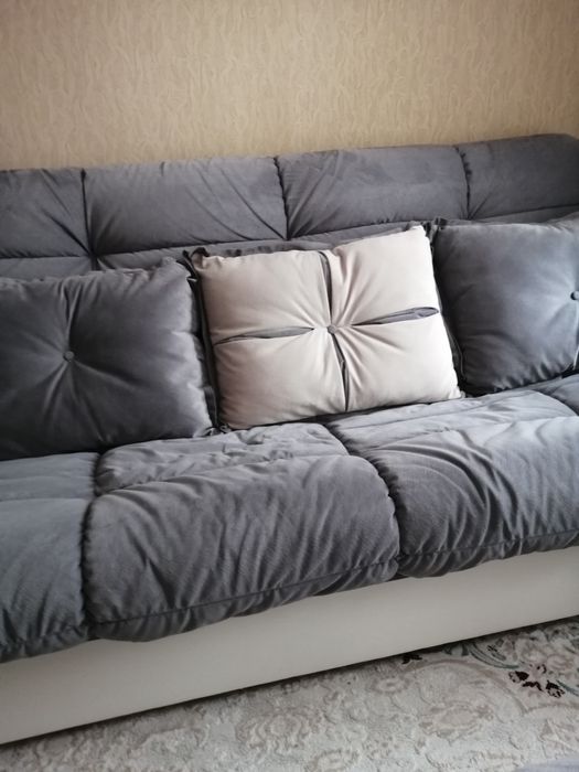 Продаю мягкий уголок.