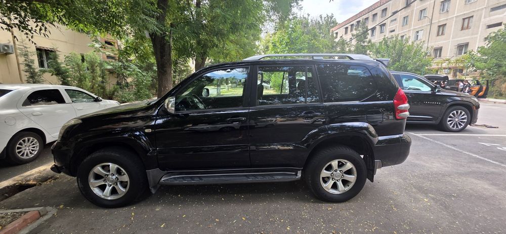 Продам свою Toyota Prado 120