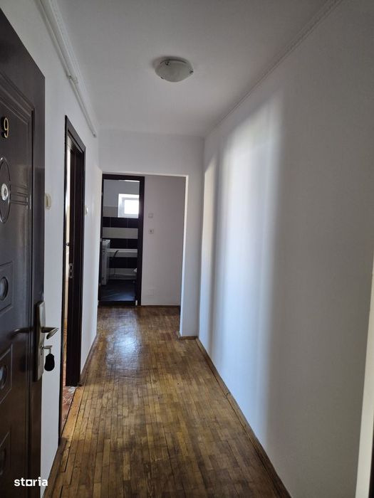 Apartament 2 camere decomandat – zona centrală, Carei | Etaj 3