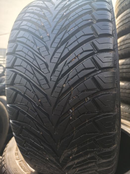 17/215/45 balon Austone