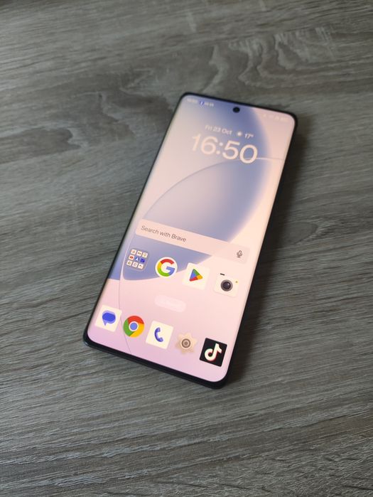 Бартер! Realme GT 6T 8/256GB Fluid green (зелен)