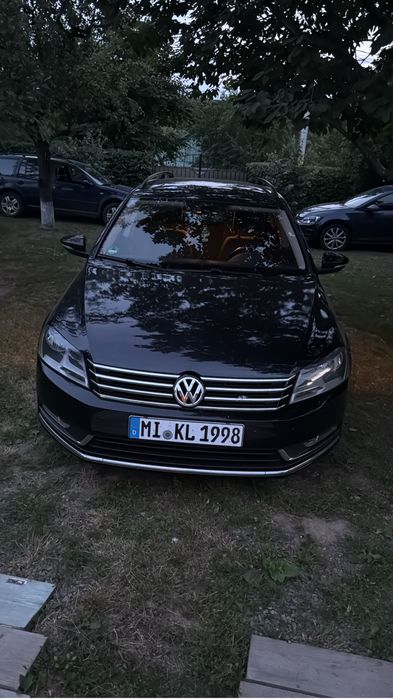 VOLKSWAGEN Passat 2012 — imagine 1