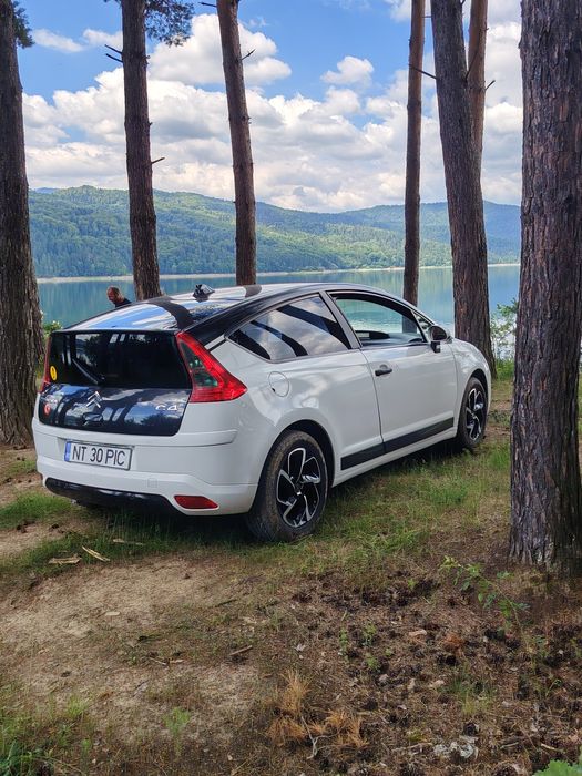 Vând Citroen C4 coupe