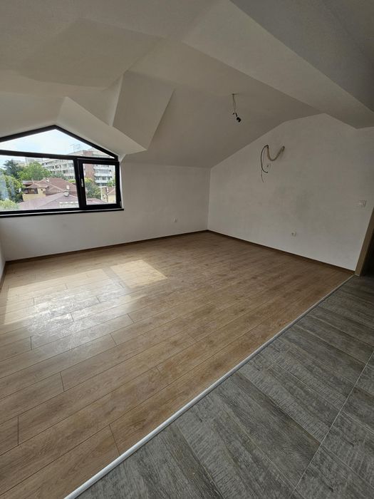 Продава се Тристаен апартамент в Пловдив, Кършияка - 105 кв.м за 1429 €/кв.м - Снимка #3