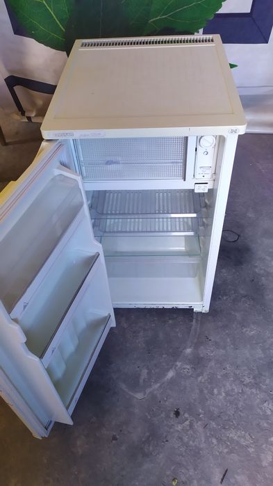 Продается холодильник Саратов 1225 м