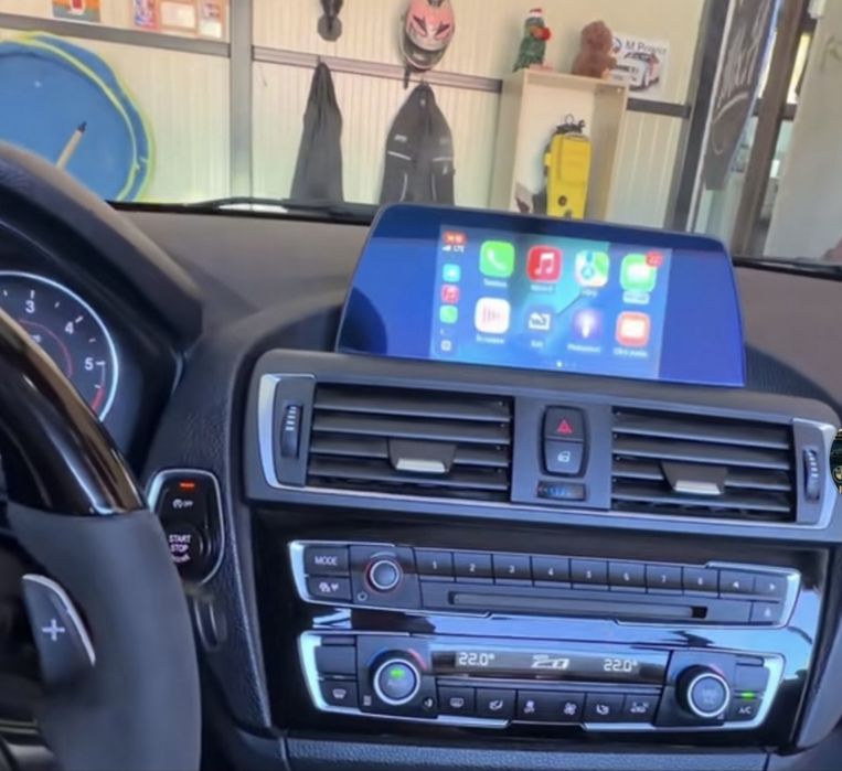 CarPlay/AndroidAuto BMW