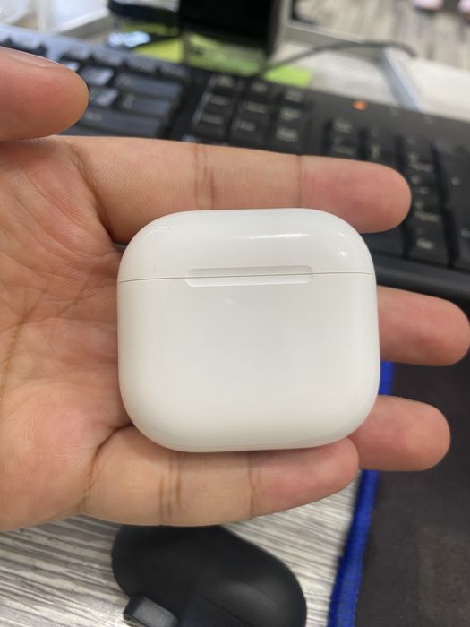 Airpods 4 anc original