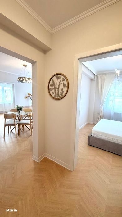 Apartament trei camere, ultrafinisat, partial mobilat, strada Urusagul
