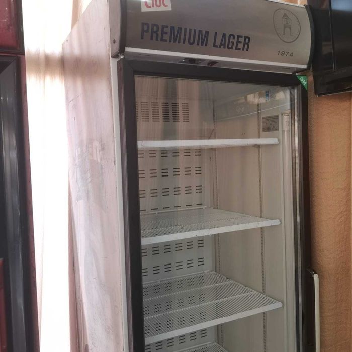 Vand vitrina tuborg,ciuc