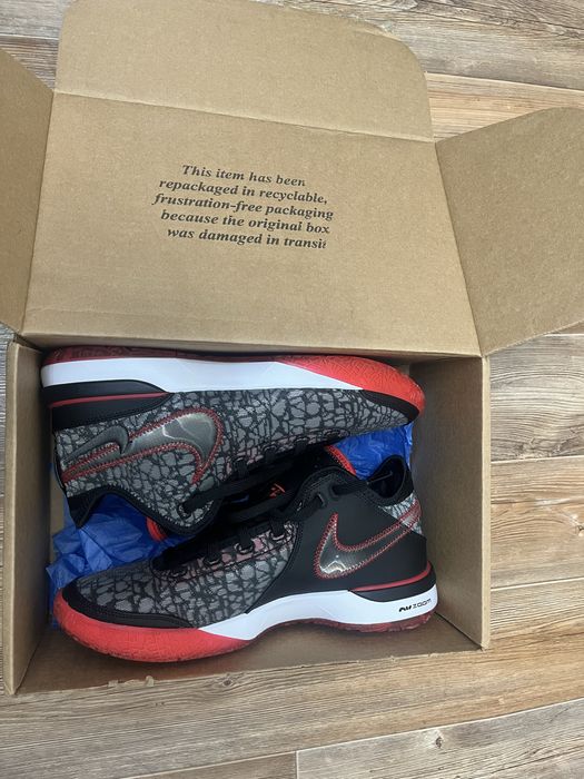 продам кроссовки Nike Zoom LeBron NXXT