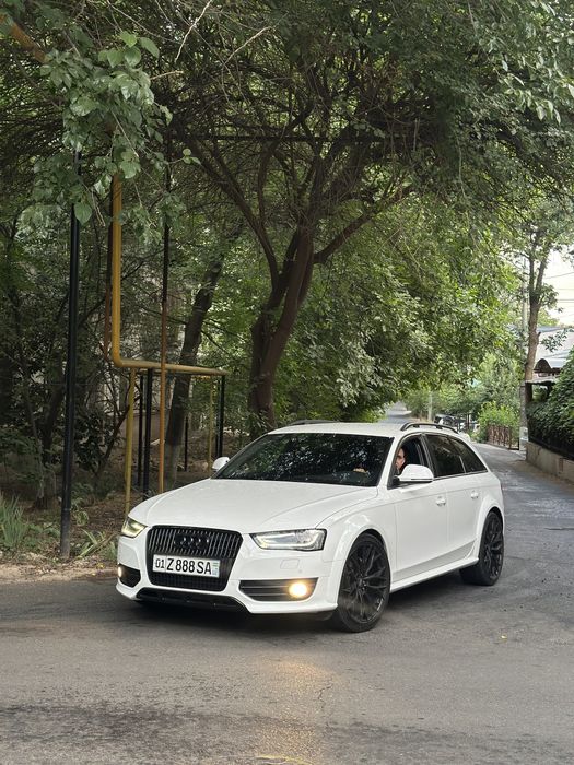 Прдаю свою Audi Вагон А4 quattro Allroad