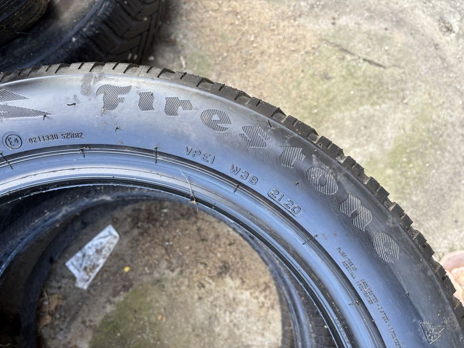 2 броя зимни гуми Firestone 205/ 55/ 17