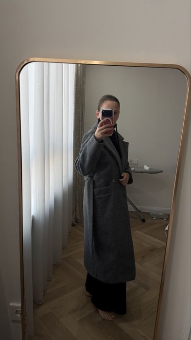 Пальто серое на осень