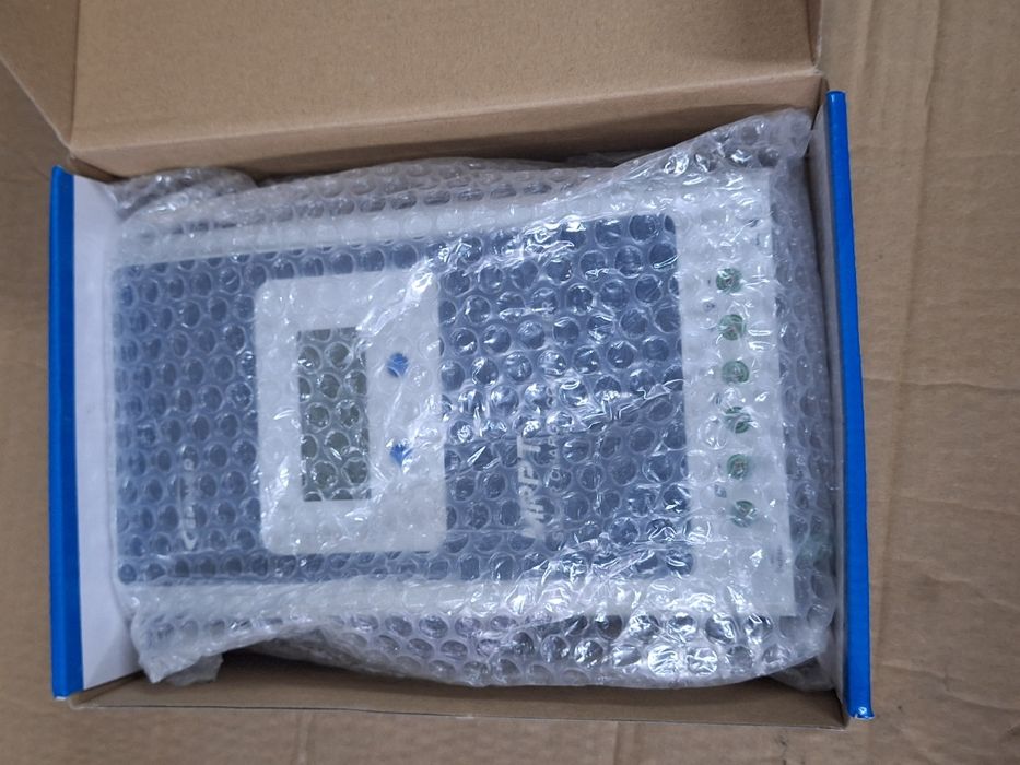 Соларен контролер