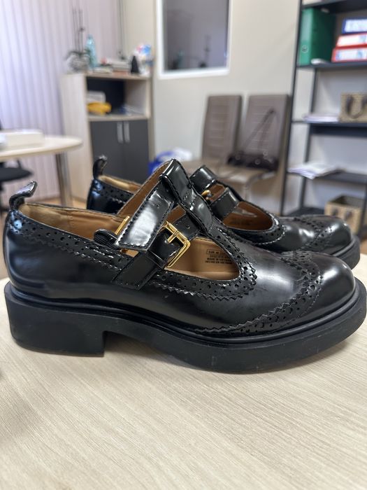 Пролетни обувки Зара