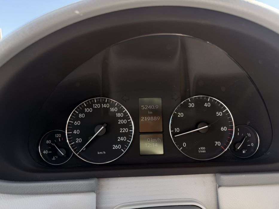 Vând/Schimb Mercede-Benz C-Class w203