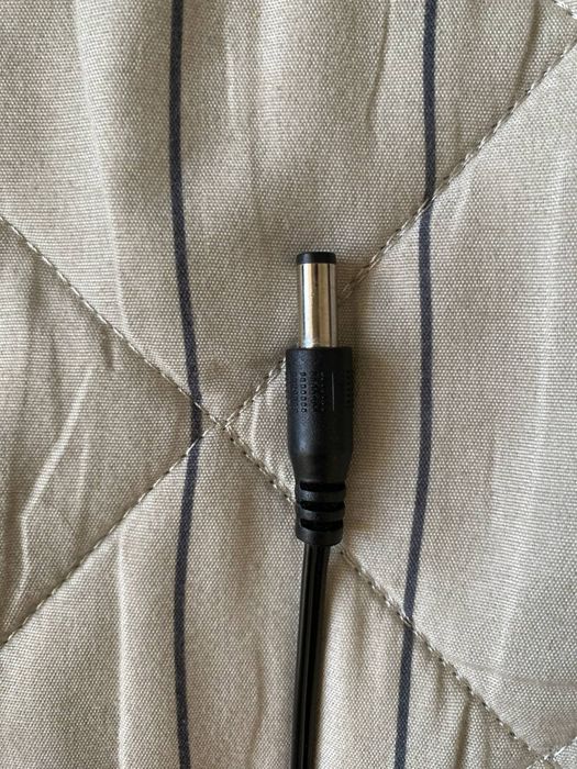 Продажба на синтезатор, неупотребяван