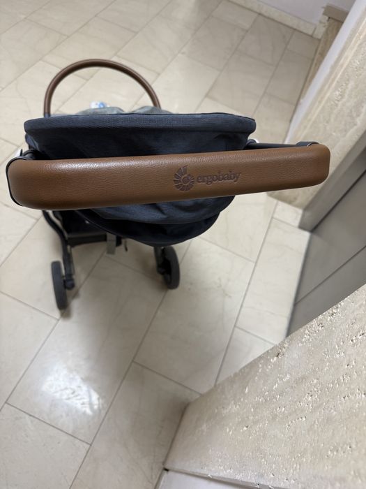 Ergobaby Metro + Deluxe количка с транспортна чанта