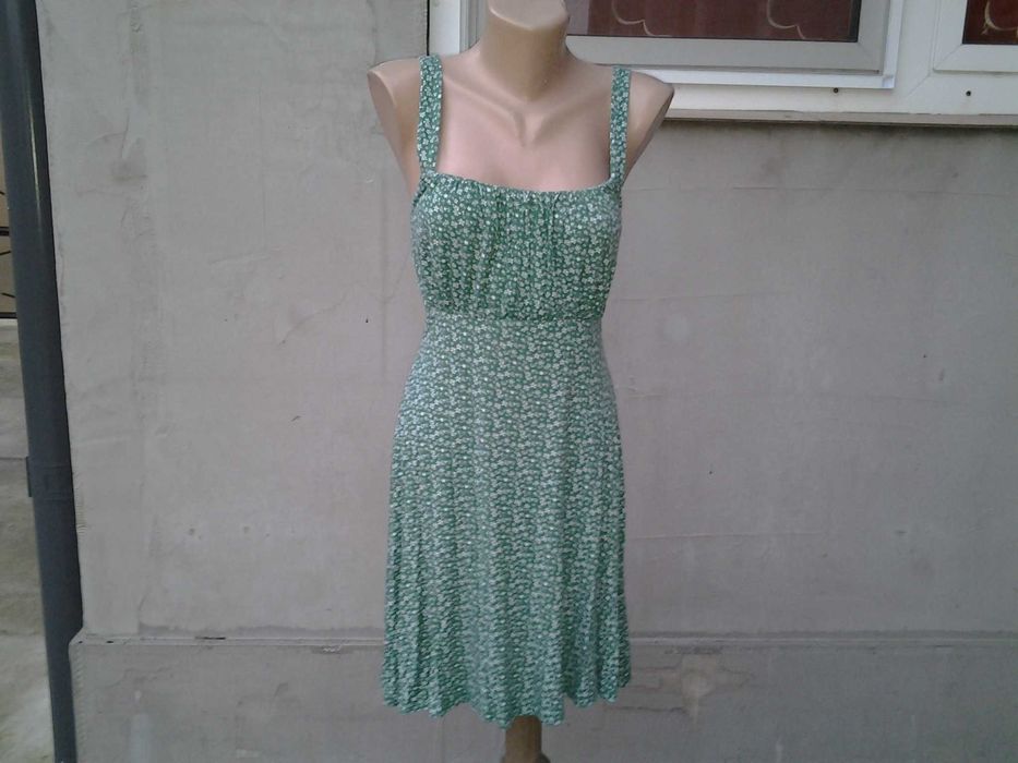 **Madonna | rochie dama | mar. 40 - M
