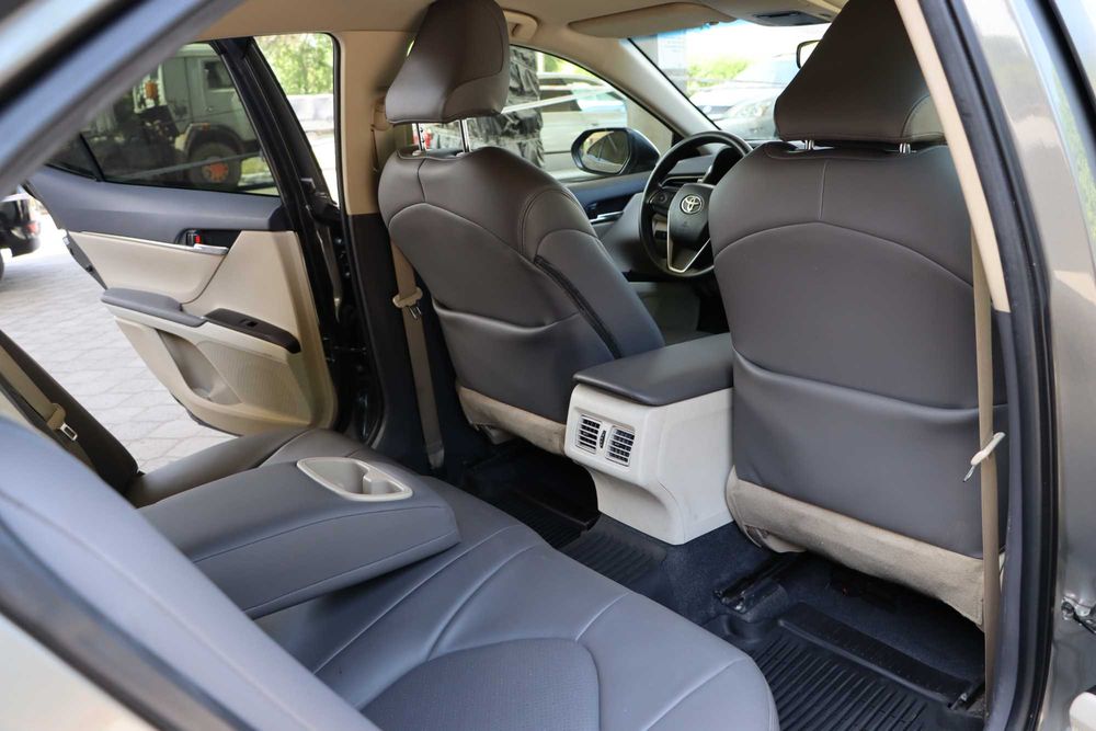 Toyota Camry 75 (2023)