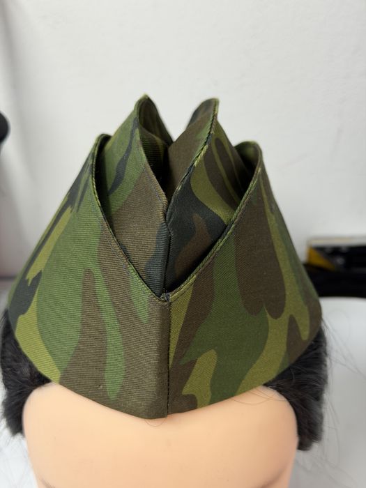 Пилотка 2000тг, галстук 1000 тг