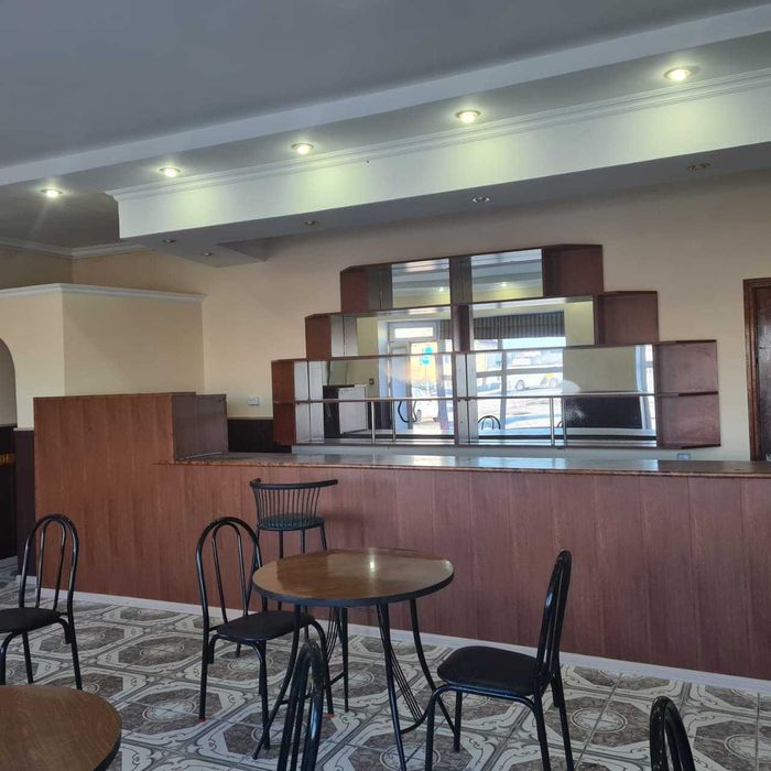 Кафе в аренду сдается срочно