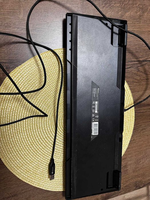 Roccat Vulcan 121 AIMO клавиатура