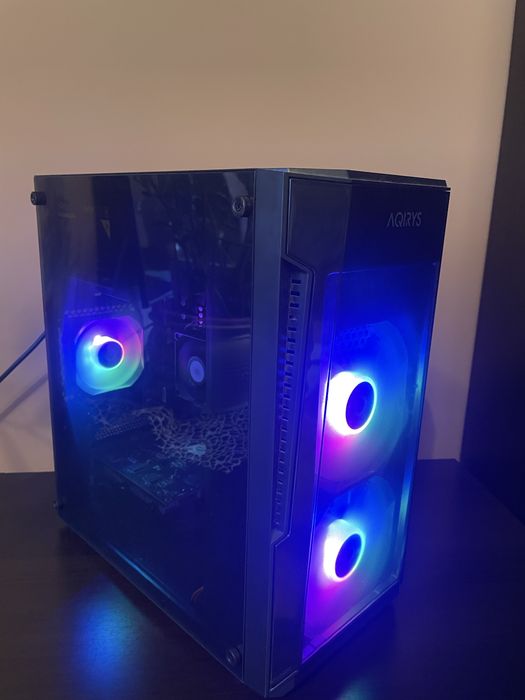 Vând pc de gaming