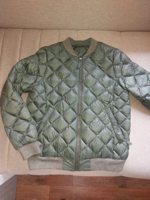 Разгрузка женской одежды