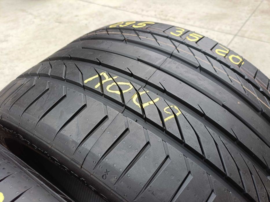 Doua anvelope noi de vara 295 35 20 Continental SportContact 5P