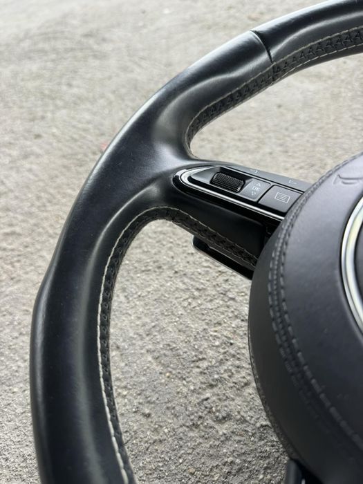 Волан Мерцедес АМГ 6.3 Волан Audi S8+