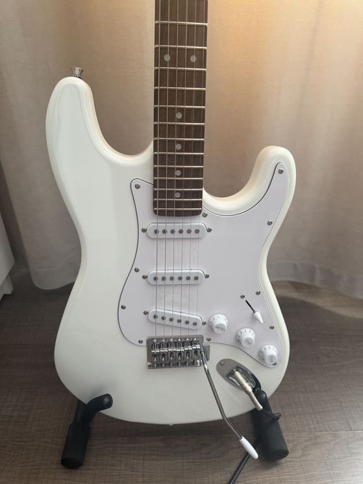 Harley Benton ST-20 White